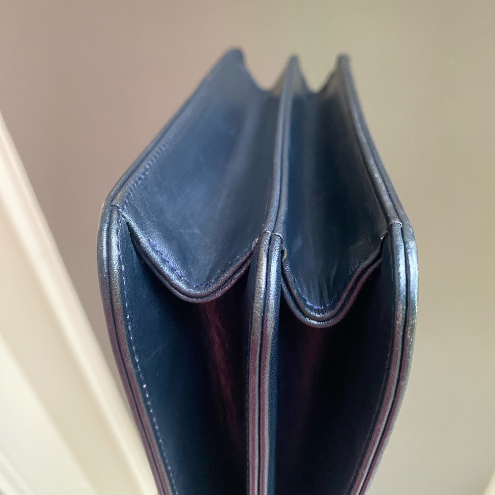 Celine Vintage Black/Dark Navy Triomphe Leather Shoulder Bag - Picture 12 of 17